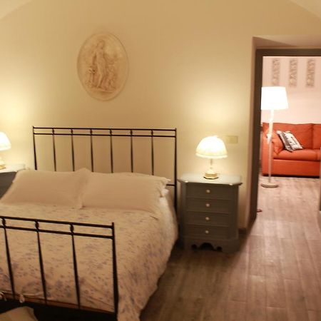 B&B Emily'S Rooms Florenz Zimmer foto