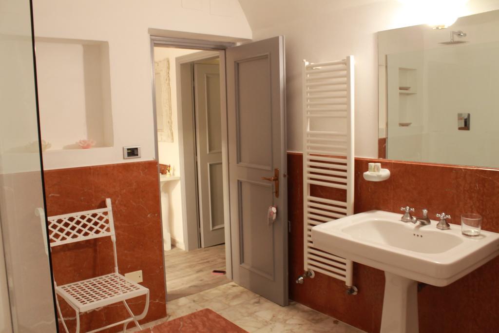 B&B Emily'S Rooms Florenz Zimmer foto