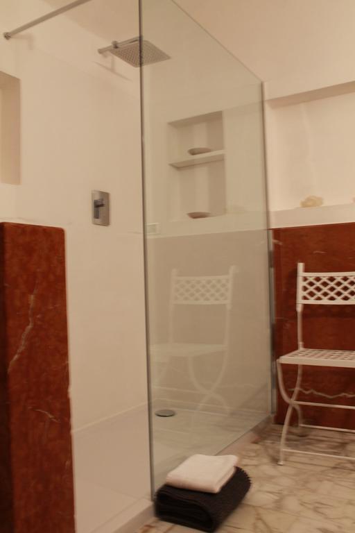 B&B Emily'S Rooms Florenz Zimmer foto