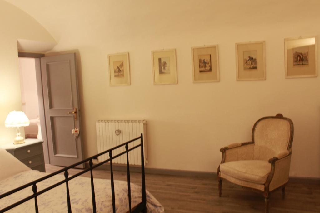 B&B Emily'S Rooms Florenz Zimmer foto