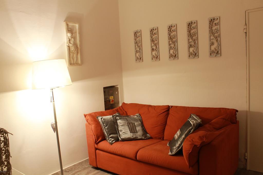 B&B Emily'S Rooms Florenz Zimmer foto