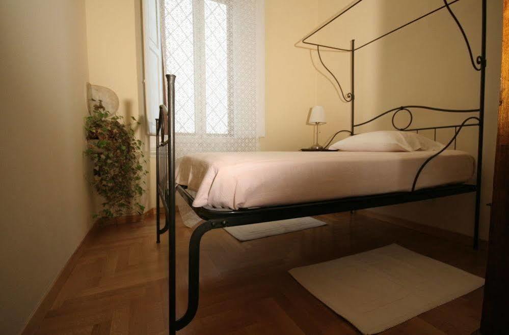 B&B Emily'S Rooms Florenz Exterior foto
