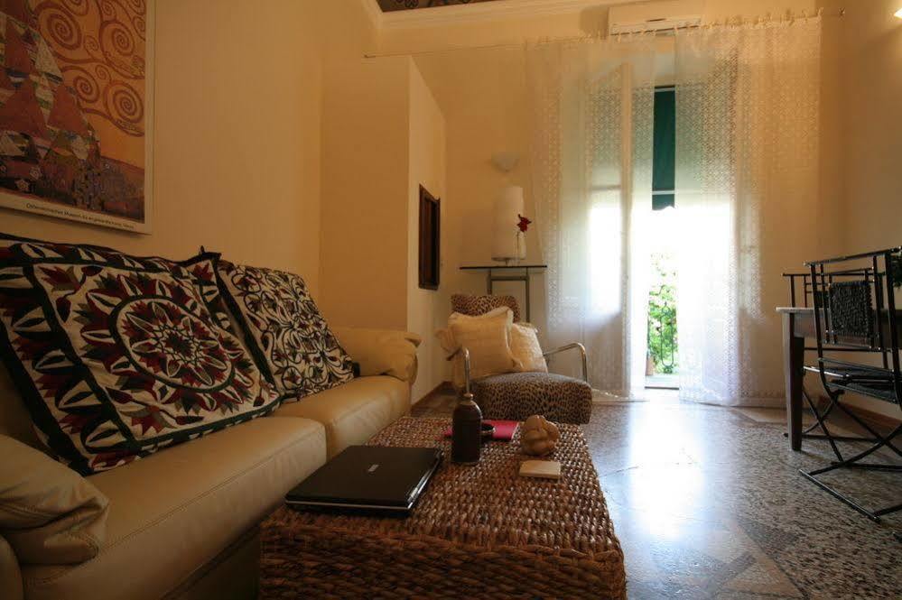 B&B Emily'S Rooms Florenz Exterior foto