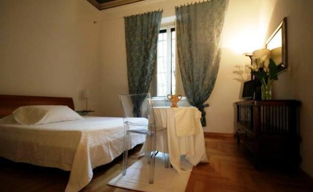 B&B Emily'S Rooms Florenz Exterior foto